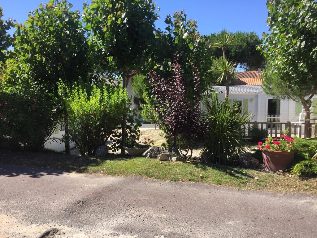 Camping Barataud Saint-Denis-dʼOléron Exteriér fotografie