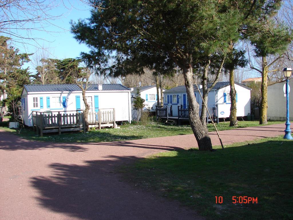 Camping Barataud Saint-Denis-dʼOléron Exteriér fotografie